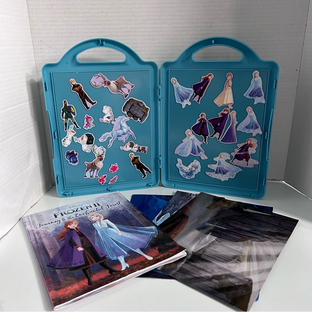 Disney Frozen 2 Magnetic Play Set